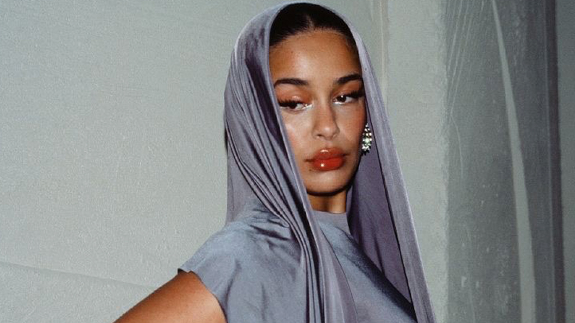 jorja-smith-lanza-su-suevo-sencillo-go-go-go