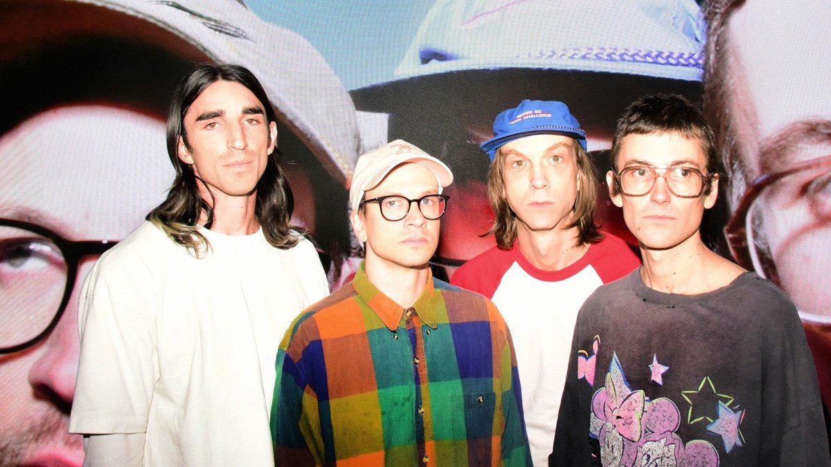 diiv-1.jpg